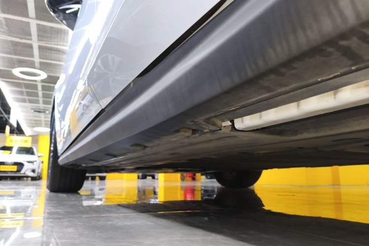 Used BYD Seal 06 New Energy 2024 DM-i 120KM Prestige Model Left Side Sill