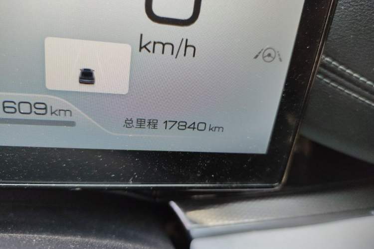 Used BYD Seal 06 New Energy 2024 DM-i 120KM Flagship Model Odometer Close Up