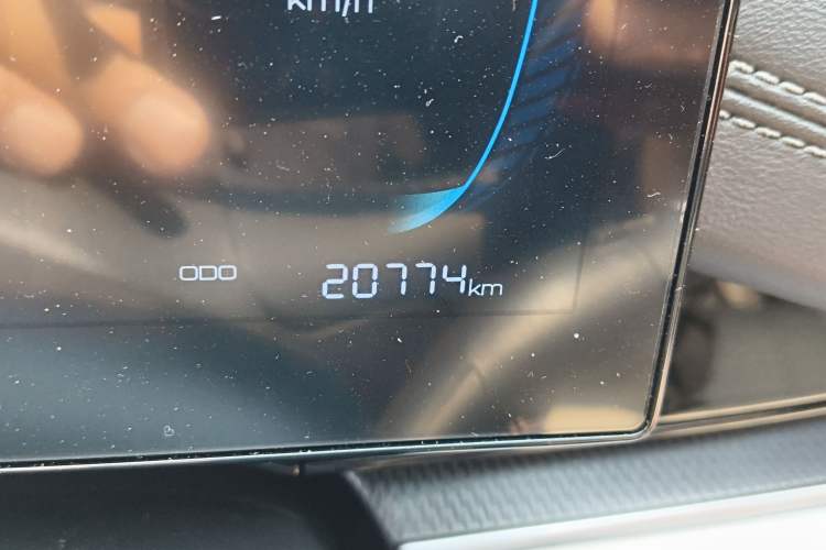Used BYD Seal 06 New Energy 2024 DM-i 80KM Luxury Model Odometer Close Up