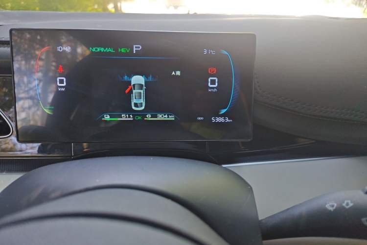Used BYD Seal 06 New Energy 2024 DM-i 80KM Luxury Model Odometer Close Up
