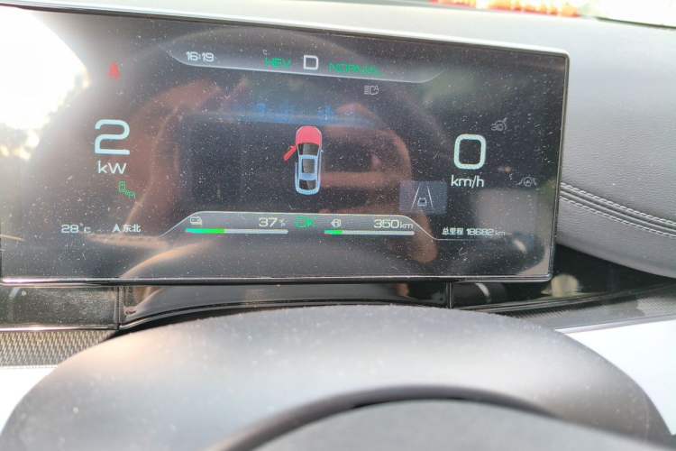 Used BYD Seal 06 New Energy 2024 DM-i 120KM Luxury Model Odometer Close Up