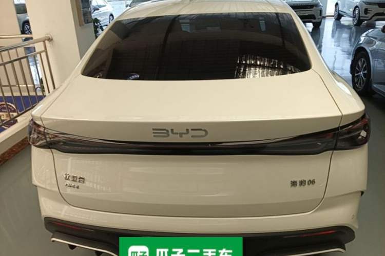Used BYD Seal 06 New Energy 2024 DM-i 120KM Prestige Model Rear