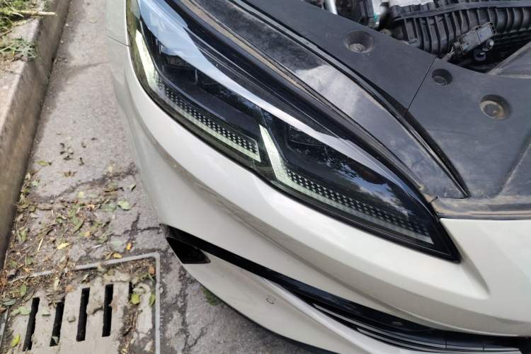 Used BYD Seal 06 New Energy 2024 DM-i 120KM Prestige Model Right Front Headlight