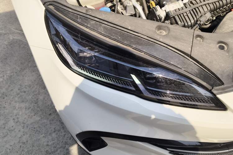 Used BYD Seal 06 New Energy 2024 DM-i 80KM Luxury Model Right Front Headlight