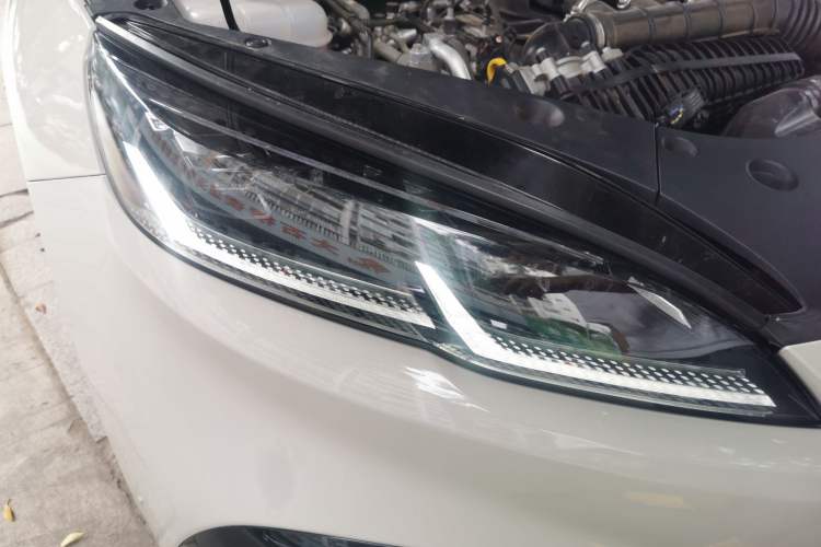 Used BYD Seal 06 New Energy 2024 DM-i 80KM Luxury Model Right Front Headlight