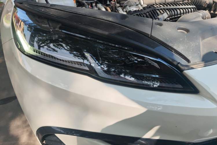 Used BYD Seal 06 New Energy 2024 DM-i 80KM Prestige Model Right Front Headlight