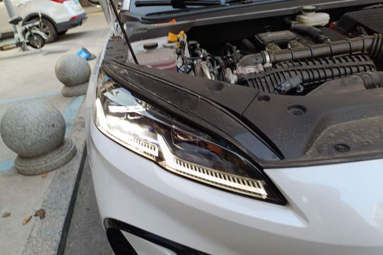Used BYD Seal 06 New Energy 2024 DM-i 80KM Prestige Model Right Front Headlight