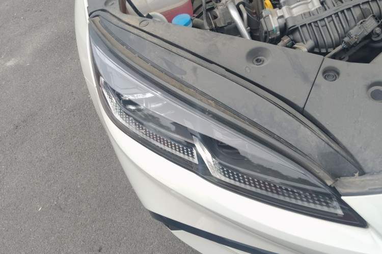 Used BYD Seal 06 New Energy 2024 DM-i 120KM Luxury Model Right Front Headlight