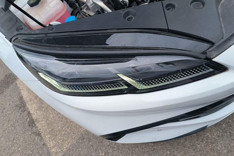 Used BYD Seal 06 New Energy 2024 DM-i 120KM Prestige Model Right Front Headlight