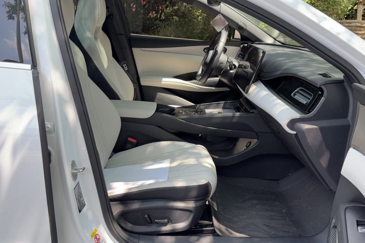 Used BYD Seal 06 New Energy 2024 DM-i 120KM Flagship Model Right Front Seat