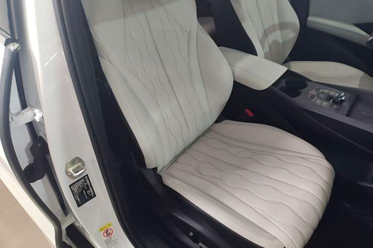 Used BYD Seal 06 New Energy 2024 DM-i 120KM Flagship Model Right Front Seat