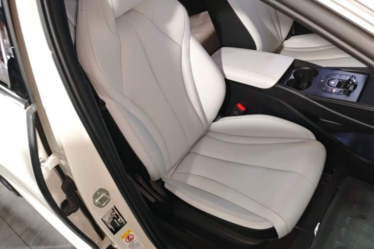 Used BYD Seal 06 New Energy 2024 DM-i 80KM Prestige Model Right Front Seat