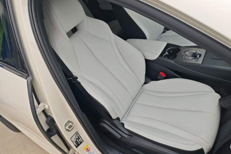 Used BYD Seal 06 New Energy 2024 DM-i 80KM Prestige Model Right Front Seat