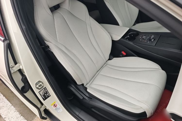 Used BYD Seal 06 New Energy 2024 DM-i 80KM Luxury Model Right Front Seat