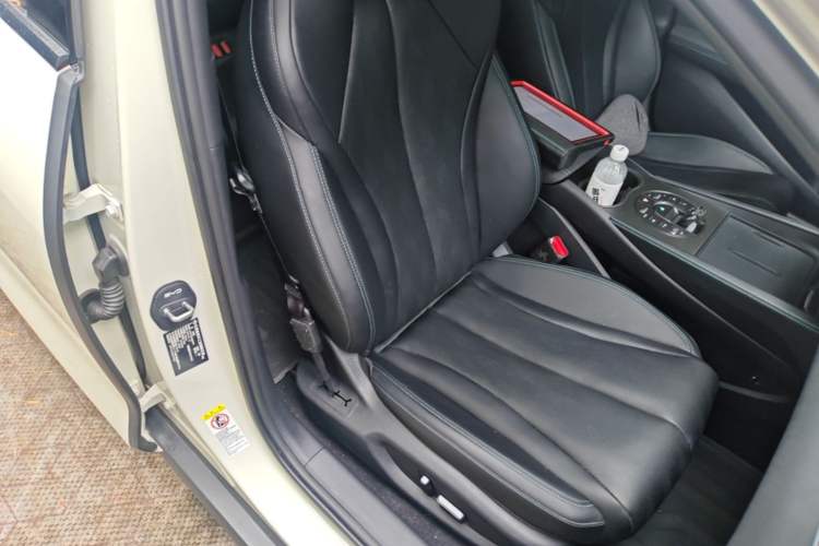 Used BYD Seal 06 New Energy 2024 DM-i 120KM Luxury Model Right Front Seat
