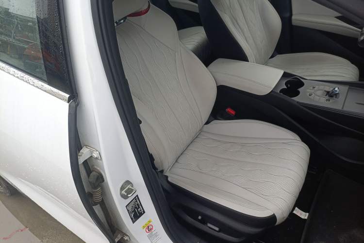 Used BYD Seal 06 New Energy 2024 DM-i 120KM Flagship Model Right Front Seat