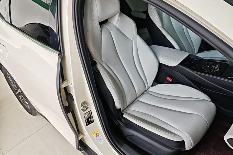 Used BYD Seal 06 New Energy 2024 DM-i 80KM Prestige Model Right Front Seat