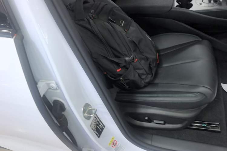 Used BYD Seal 06 New Energy 2024 DM-i 120KM Luxury Model Right Front Seat