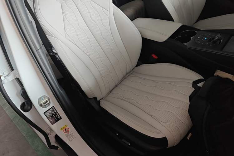 Used BYD Seal 06 New Energy 2024 DM-i 120KM Flagship Model Right Front Seat