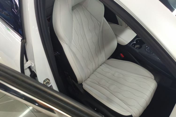 Used BYD Seal 06 New Energy 2024 DM-i 120KM Flagship Model Right Front Seat