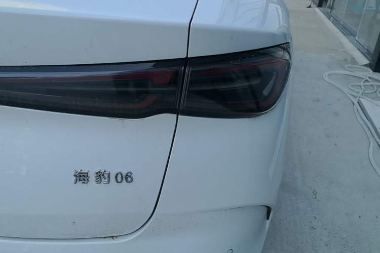 Used BYD Seal 06 New Energy 2024 DM-i 120KM Flagship Model Right Rear Taillight