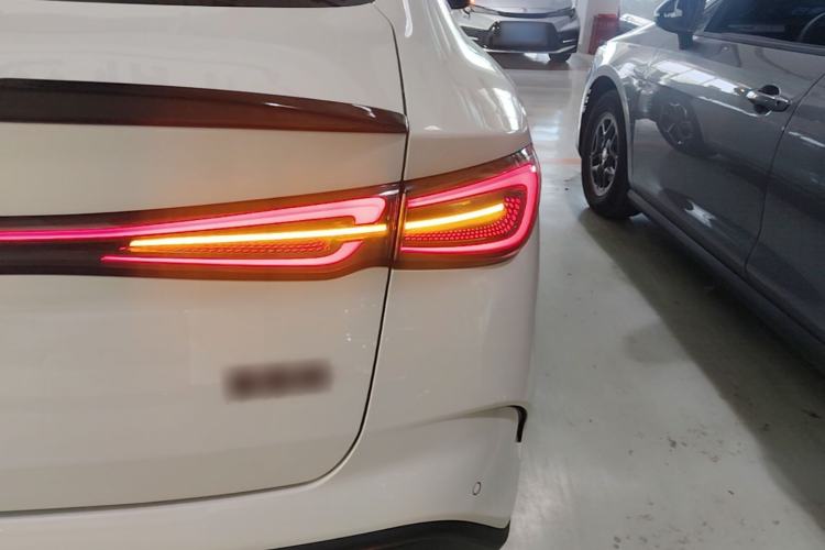 Used BYD Seal 06 New Energy 2024 DM-i 120KM Flagship Model Right Rear Taillight