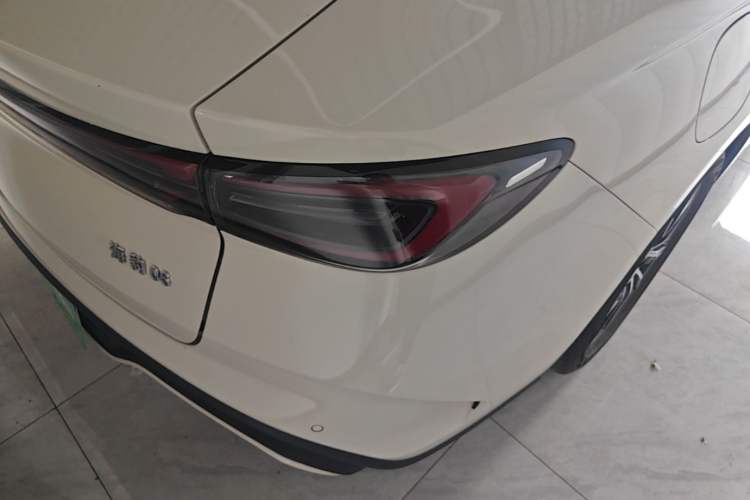 Used BYD Seal 06 New Energy 2024 DM-i 120KM Luxury Model Right Rear Taillight