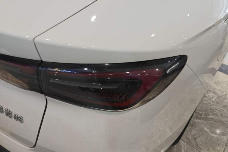 Used BYD Seal 06 New Energy 2024 DM-i 120KM Prestige Model Right Rear Taillight