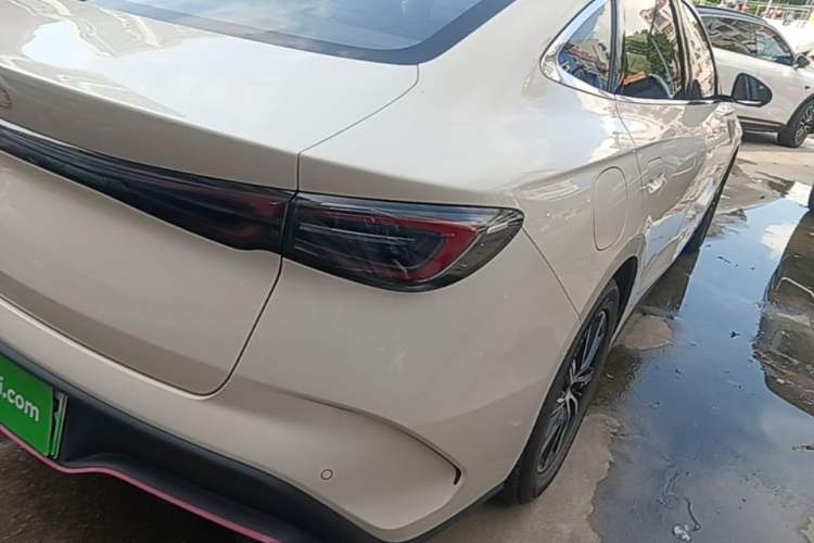 Used BYD Seal 06 New Energy 2024 DM-i 120KM Luxury Model Right Rear Taillight