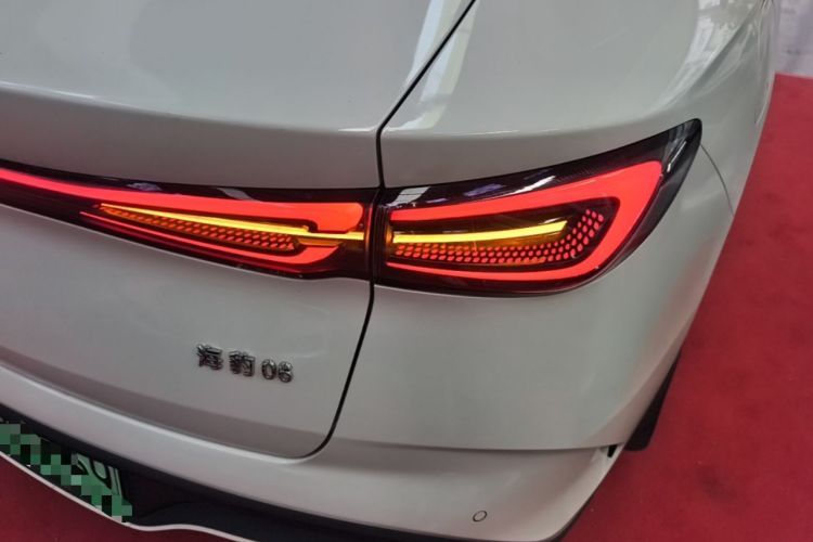 Used BYD Seal 06 New Energy 2024 DM-i 120KM Prestige Model Right Rear Taillight