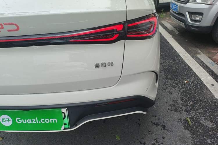 Used BYD Seal 06 New Energy 2024 DM-i 120KM Luxury Model Right Rear Taillight