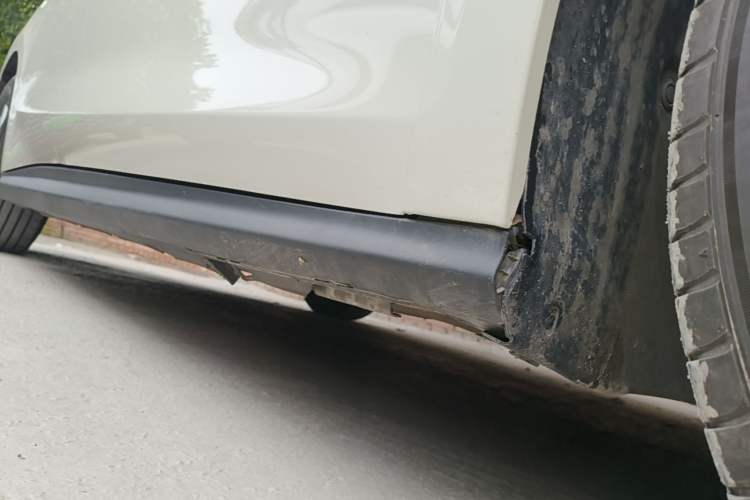 Used BYD Seal 06 New Energy 2024 DM-i 80KM Luxury Model Right Side Sill