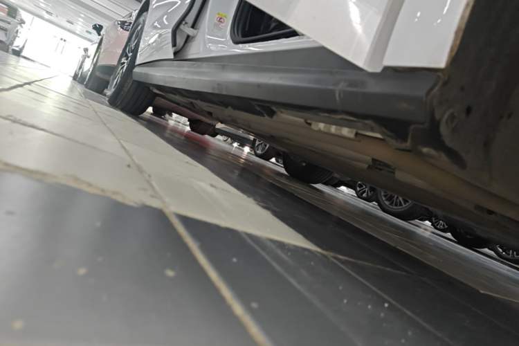 Used BYD Seal 06 New Energy 2024 DM-i 120KM Prestige Model Right Side Sill