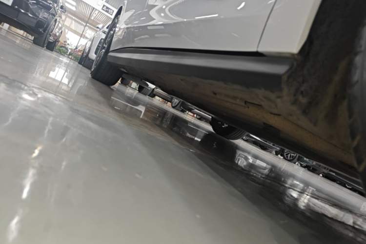 Used BYD Seal 06 New Energy 2024 DM-i 120KM Luxury Model Right Side Sill