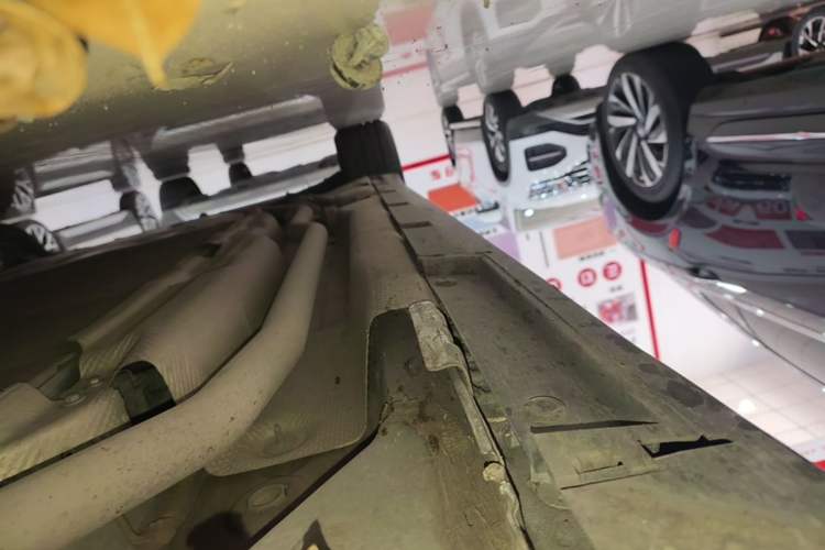 Used BYD Seal 06 New Energy 2024 DM-i 120KM Flagship Model Right Side Sill