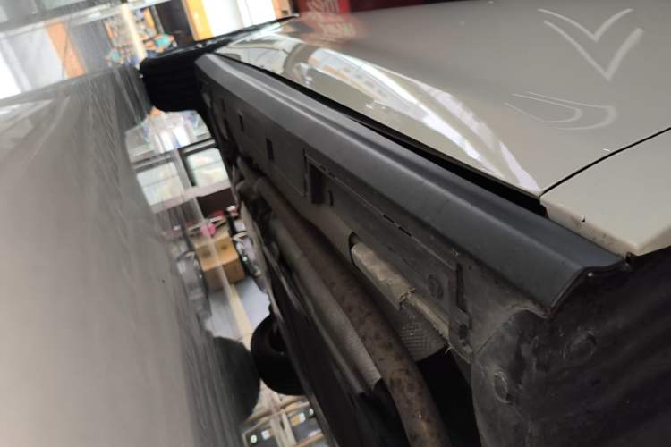 Used BYD Seal 06 New Energy 2024 DM-i 80KM Prestige Model Right Side Sill