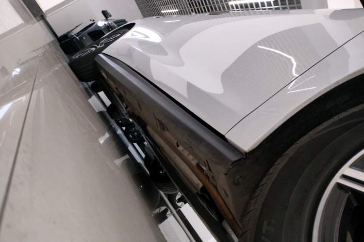 Used BYD Seal 06 New Energy 2024 DM-i 80KM Prestige Model Right Side Sill
