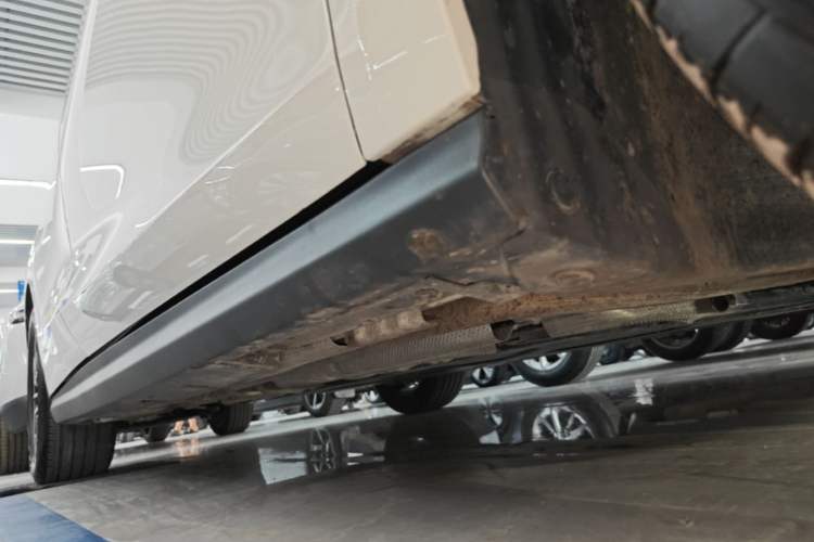 Used BYD Seal 06 New Energy 2024 DM-i 120KM Luxury Model Right Side Sill