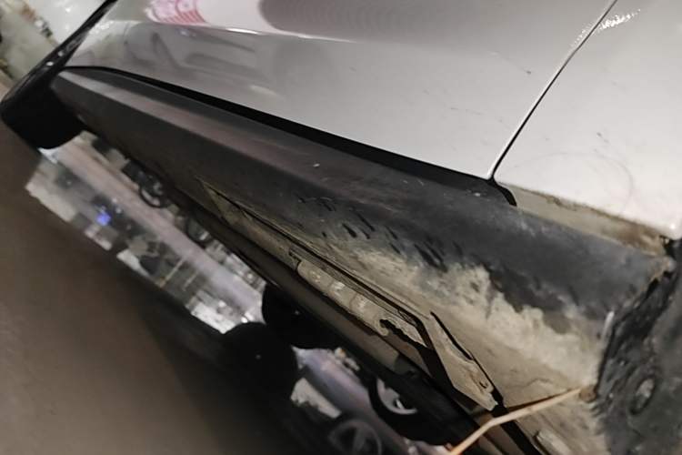 Used BYD Seal 06 New Energy 2024 DM-i 80KM Prestige Model Right Side Sill