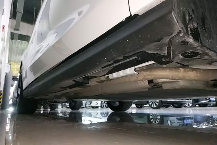 Used BYD Seal 06 New Energy 2024 DM-i 120KM Flagship Model Right Side Sill