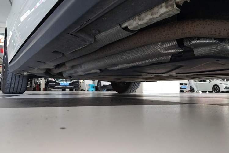 Used BYD Seal 06 New Energy 2024 DM-i 120KM Luxury Model Right Side Sill