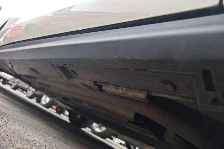 Used BYD Seal 06 New Energy 2024 DM-i 80KM Luxury Model Right Side Sill