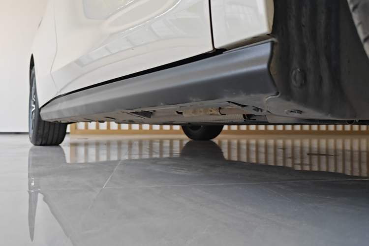 Used BYD Seal 06 New Energy 2024 DM-i 120KM Prestige Model Right Side Sill