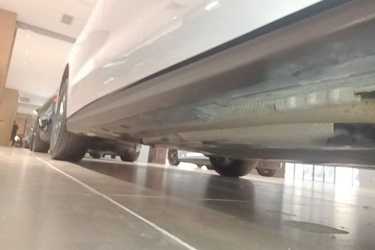 Used BYD Seal 06 New Energy 2024 DM-i 80KM Luxury Model Right Side Sill