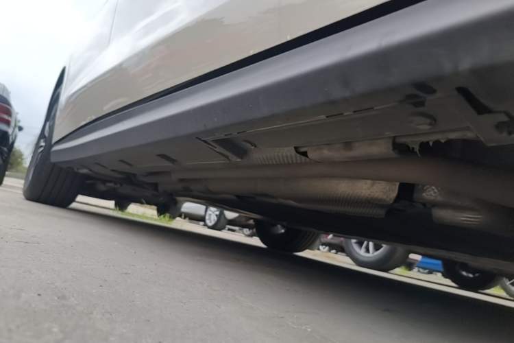 Used BYD Seal 06 New Energy 2024 DM-i 120KM Luxury Model Right Side Sill