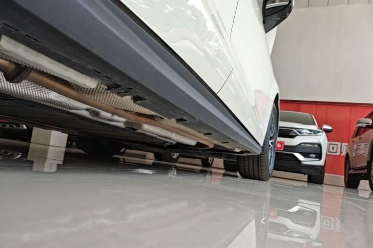 Used BYD Seal 06 New Energy 2024 DM-i 80KM Prestige Model Right Side Sill