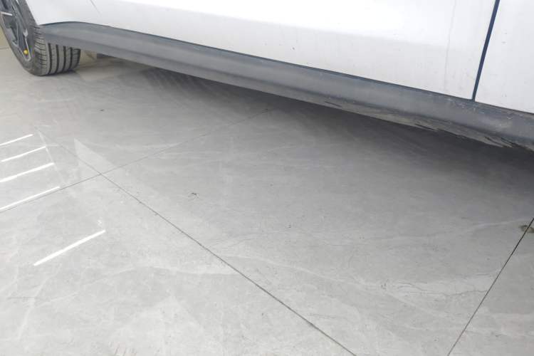 Used BYD Seal 06 New Energy 2024 DM-i 120KM Flagship Model Right Side Sill