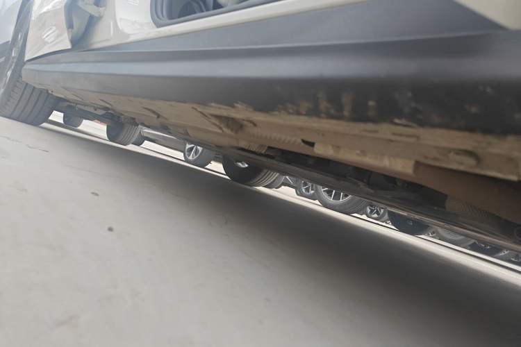 Used BYD Seal 06 New Energy 2024 DM-i 80KM Luxury Model Right Side Sill