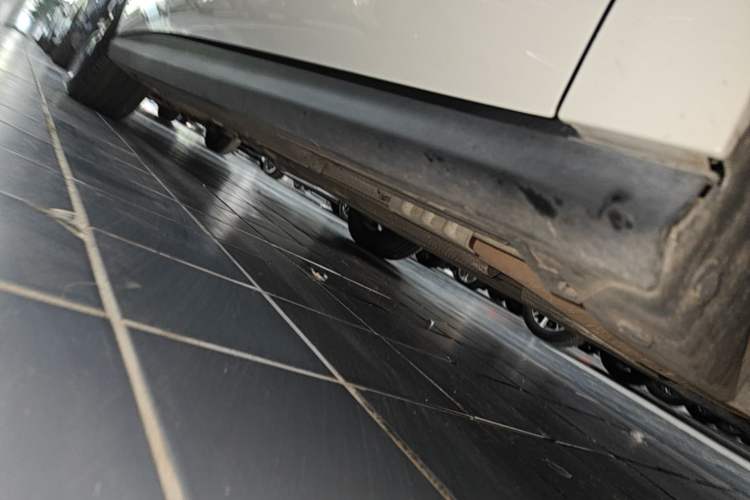 Used BYD Seal 06 New Energy 2024 DM-i 120KM Luxury Model Right Side Sill