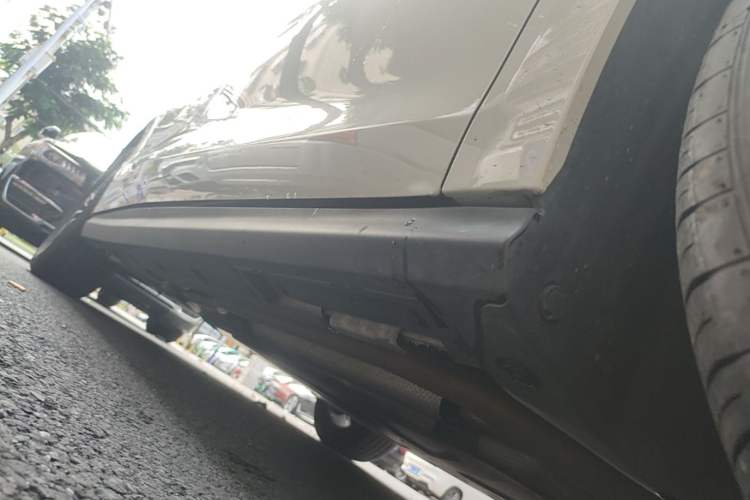 Used BYD Seal 06 New Energy 2024 DM-i 120KM Luxury Model Right Side Sill